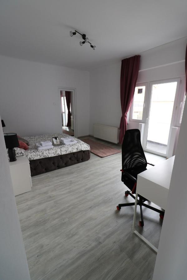 Athenee Palace Apartment - Panoramic View Terrace & Balcony - Free Minibar Bükreş Dış mekan fotoğraf